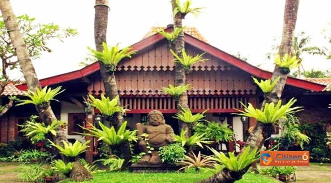 Museum di Tengah Kebun