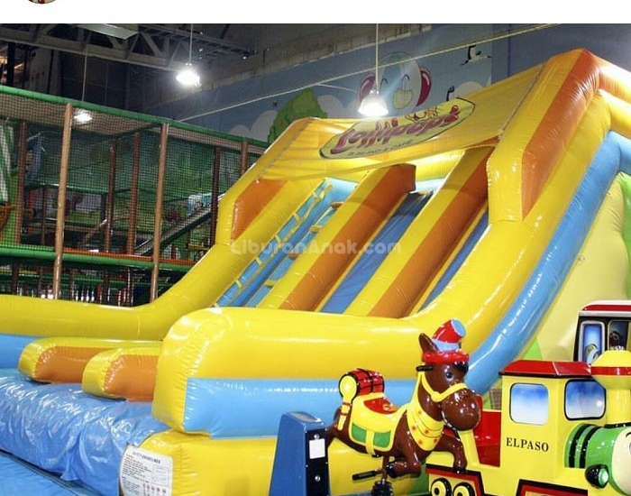 Lollipops Playland & Cafe