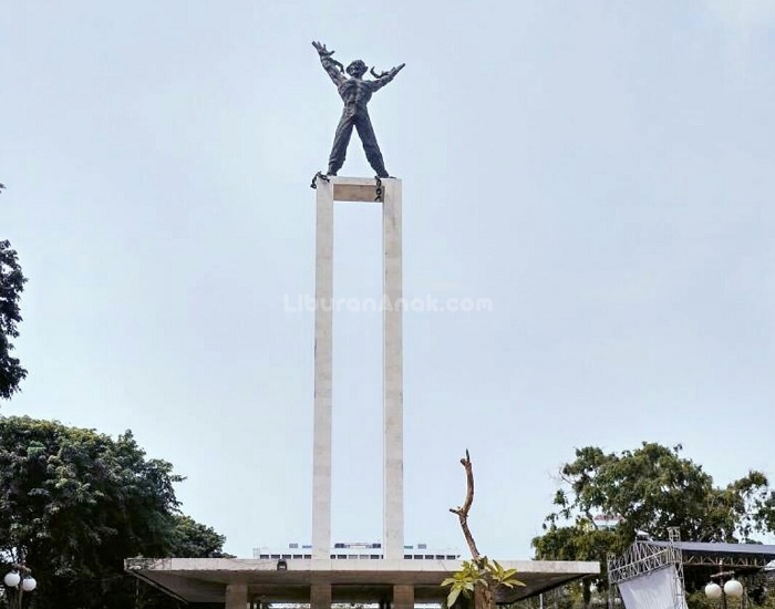 Monumen Pembebasan Irian Barat