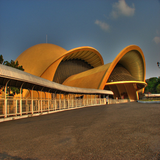 Teater Imax Keong Emas