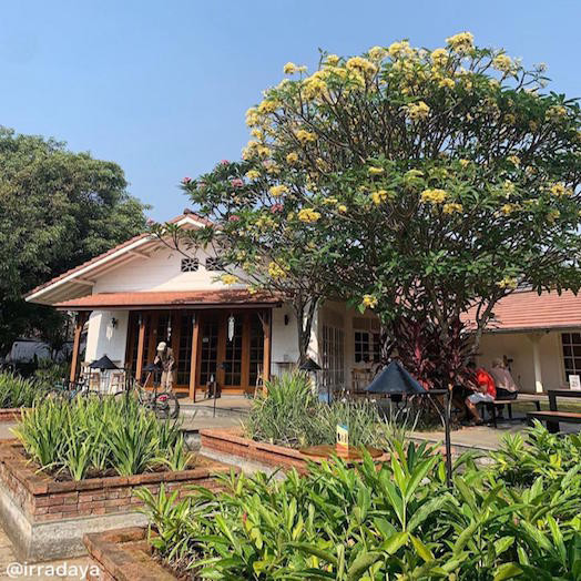 Sedjuk Bakmi & Kopi at Cinere